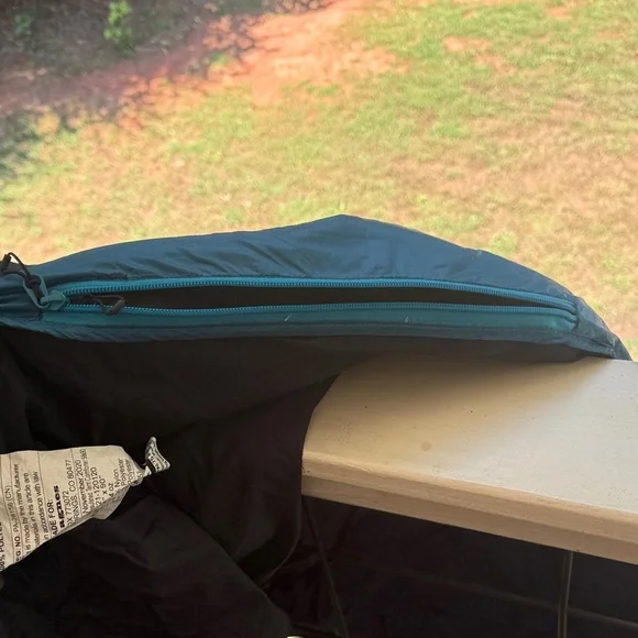 Blue Insulated Tent Comforter - Picture 6 of 8